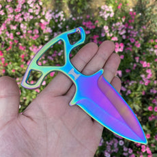 Fade Shadow Daggers