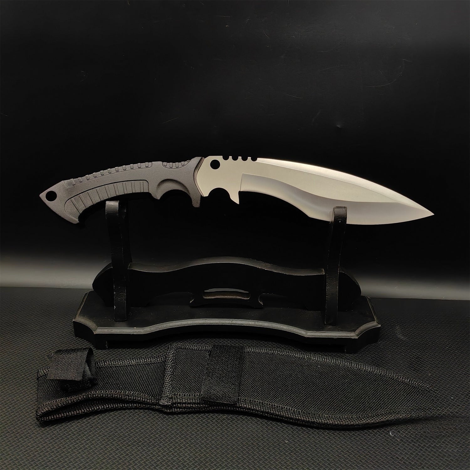 Kurki Knife